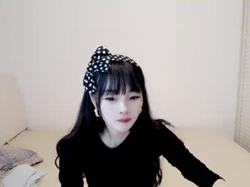 girl Asian Cam Models with sexy_laure