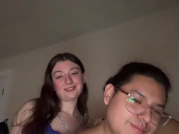 couple Asian Cam Models with stella_and_trey