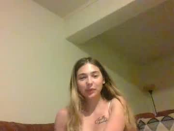 girl Asian Cam Models with blueeyed_diamond