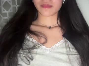 girl Asian Cam Models with oopsy_daisy_7