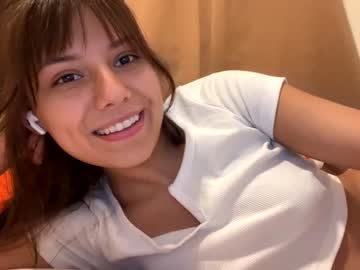 girl Asian Cam Models with moonbabey