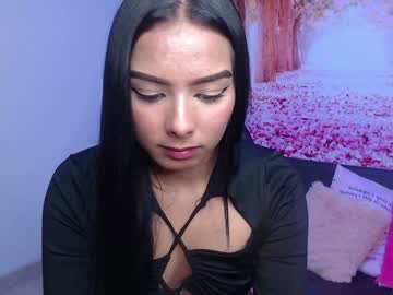 girl Asian Cam Models with alicia_torress