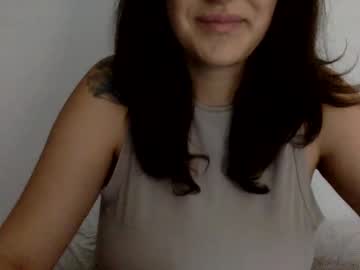 girl Asian Cam Models with deedee_9