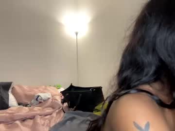 girl Asian Cam Models with petitqueen