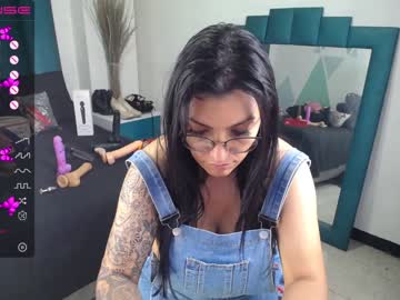 girl Asian Cam Models with janette_rider