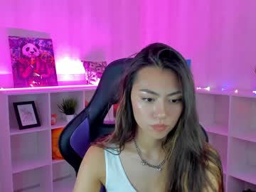 girl Asian Cam Models with amely_moore