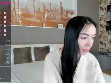 girl Asian Cam Models with mary_sm1th