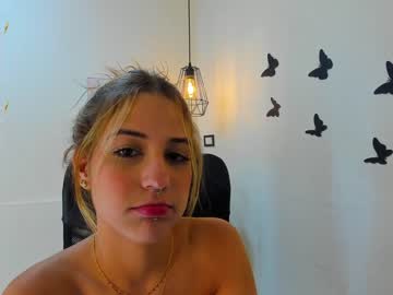 girl Asian Cam Models with keylly_cute