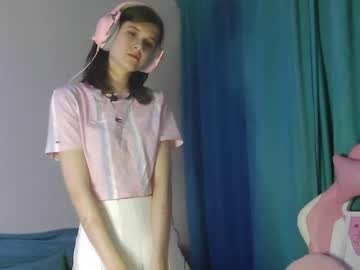 girl Asian Cam Models with white_lucy