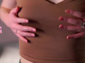 girl Asian Cam Models with keeleykieley