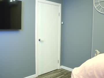 girl Asian Cam Models with dollybolling