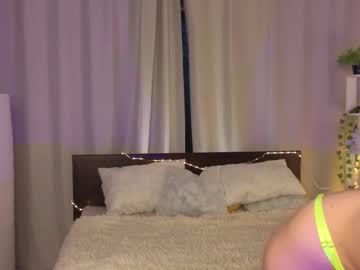 girl Asian Cam Models with maudcouncil