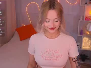 girl Asian Cam Models with sweetvany