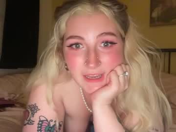 girl Asian Cam Models with lulababy23