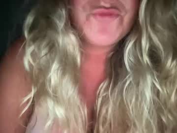 girl Asian Cam Models with caromarie97