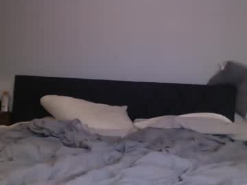 couple Asian Cam Models with staceylynn0410