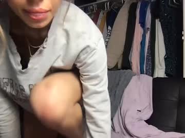 couple Asian Cam Models with bayjaexxx