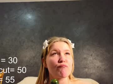 girl Asian Cam Models with blondy_glamor