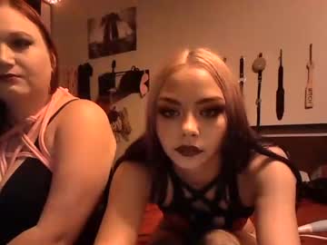girl Asian Cam Models with naughtylilthang