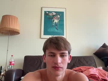 couple Asian Cam Models with thenudefussion
