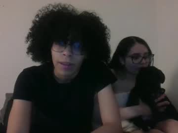 couple Asian Cam Models with zaempire
