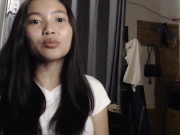girl Asian Cam Models with imyourkesiah