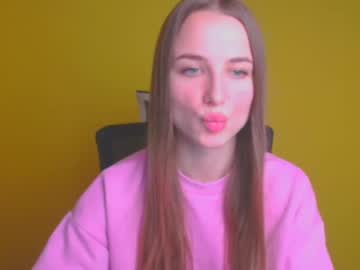 girl Asian Cam Models with milly_liss