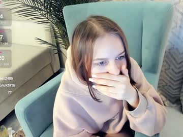 girl Asian Cam Models with odelyncrafts