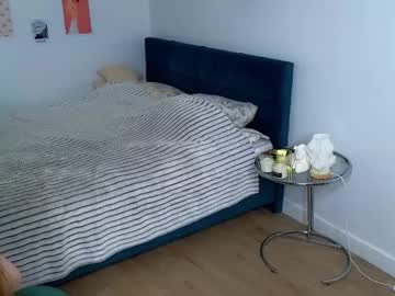 girl Asian Cam Models with gentle__touch