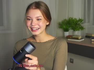 girl Asian Cam Models with sins_of_teams