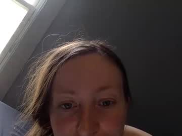 couple Asian Cam Models with tastytoy23