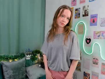 girl Asian Cam Models with blondyhayes