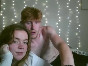 couple Asian Cam Models with zekeee420