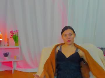 girl Asian Cam Models with lika_diaz