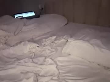 girl Asian Cam Models with lolaleen