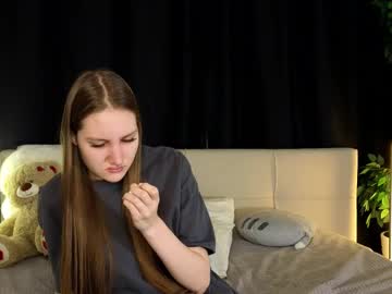 girl Asian Cam Models with enchanting_ella