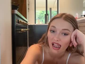 girl Asian Cam Models with giselleflexible