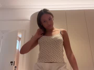 girl Asian Cam Models with daisybabyyyyy