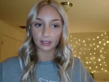 girl Asian Cam Models with aspenaries