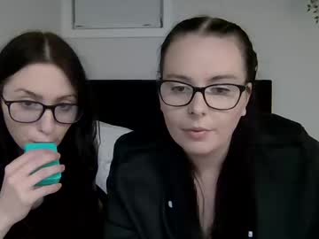 couple Asian Cam Models with amberxorae