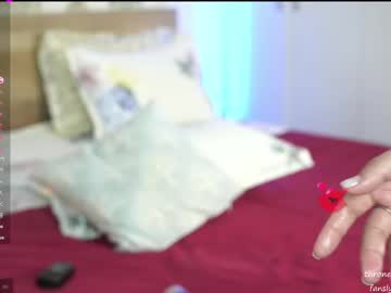 girl Asian Cam Models with mercedesss_8