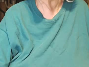 girl Asian Cam Models with cat9paw