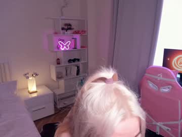 girl Asian Cam Models with winky_pink