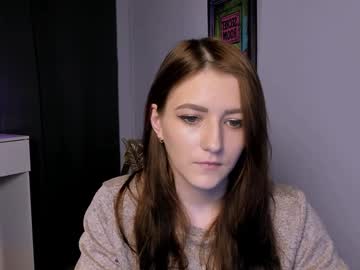 couple Asian Cam Models with catherine_kitty