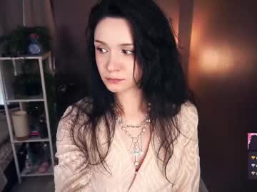 couple Asian Cam Models with bonniecoomer