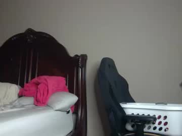 couple Asian Cam Models with mikesteaks
