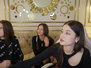 couple Asian Cam Models with amina_doll