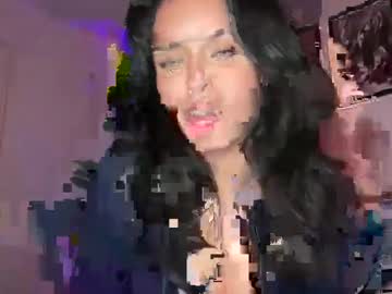girl Asian Cam Models with reikatara