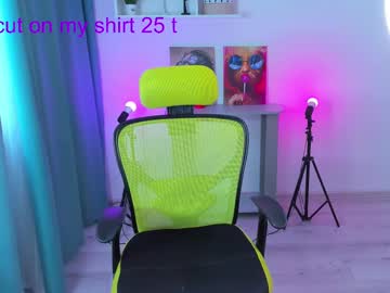 girl Asian Cam Models with amilie_white