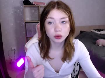 girl Asian Cam Models with lower_angel